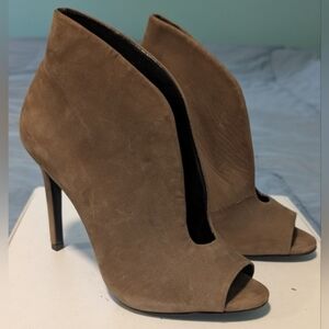 Schutz Elegant Tan Peep-Toe Ankle Boots